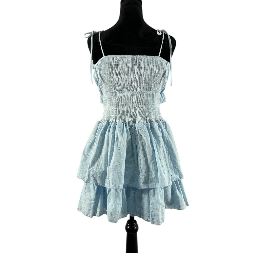 Pretty in Eyelet Light Blue Tiered Ruffled mini Skirt,
Cut out front,Large,New - Picture 3 of 12